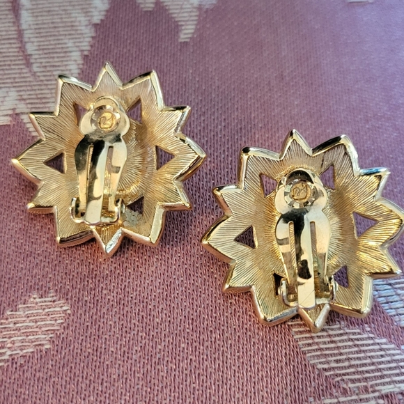 Swarovski Rhinestone & Pearl Clips - Picture 2 of 5